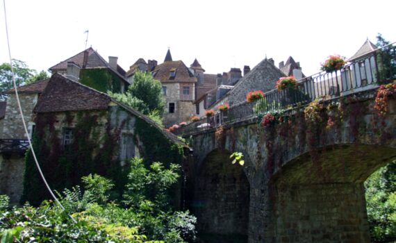 A Vagabond Life: Ultimate Travel Guide