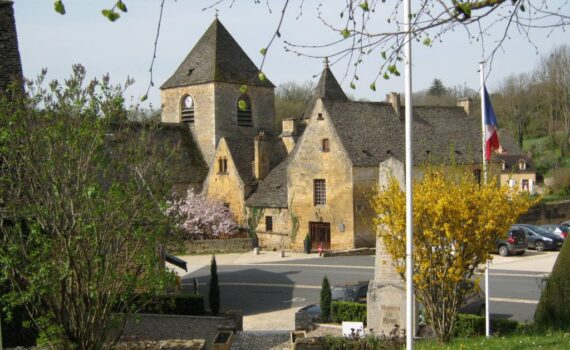 A Vagabond Life: Ultimate Travel Guide