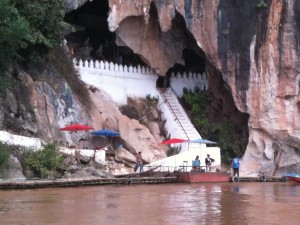 Pac Ou Caves 